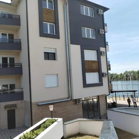 Apartment Prenociste Silver Lux Srebrno Jezero 13 *