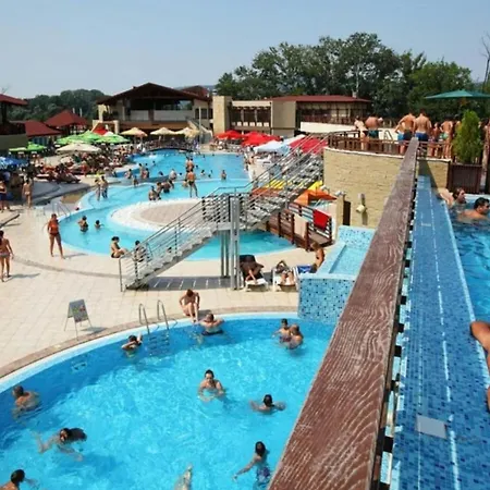 Prenociste Silver Lux Srebrno Jezero 13 * Veliko Gradiste