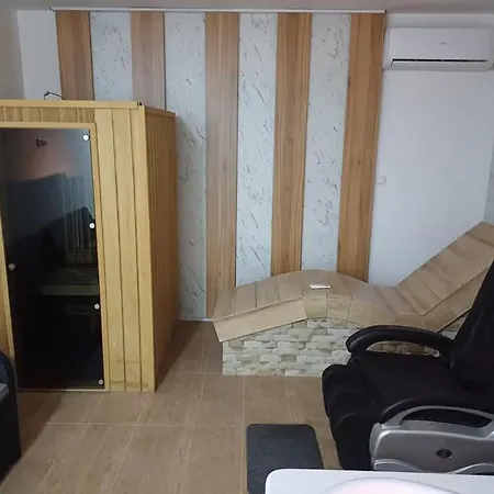 Prenociste Silver Lux Srebrno Jezero 13 Veliko Gradiste