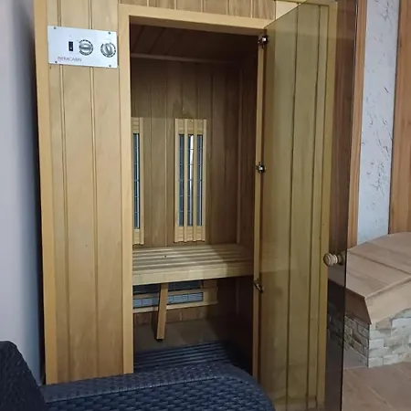 Prenociste Silver Lux Srebrno Jezero 13 Veliko Gradiste